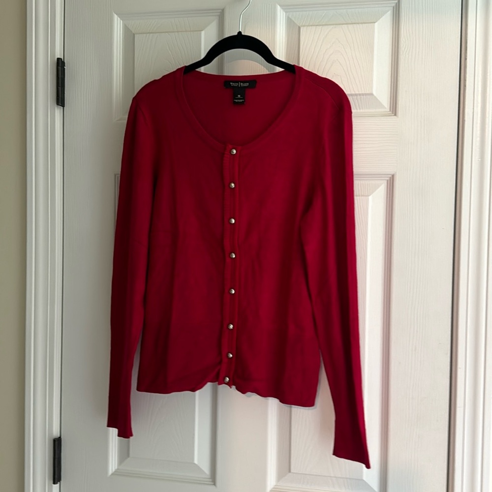 Size Medium White House Black Market cardigan
